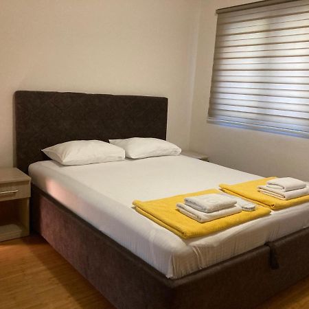 The View Apartment 3 Petrovac Bagian luar foto