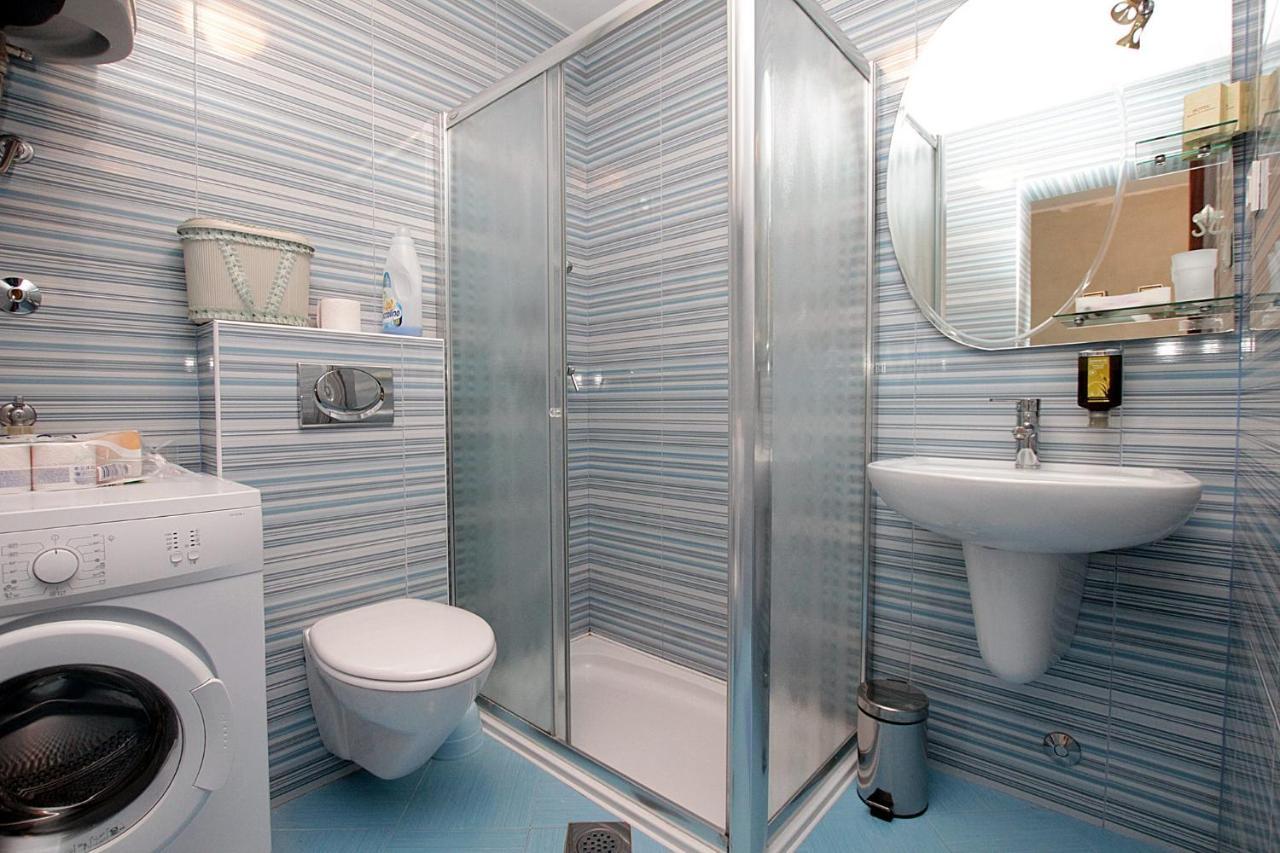 The View Apartment 3 Petrovac Bagian luar foto