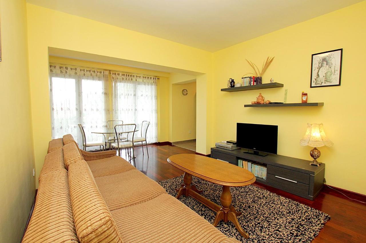 The View Apartment 3 Petrovac Bagian luar foto